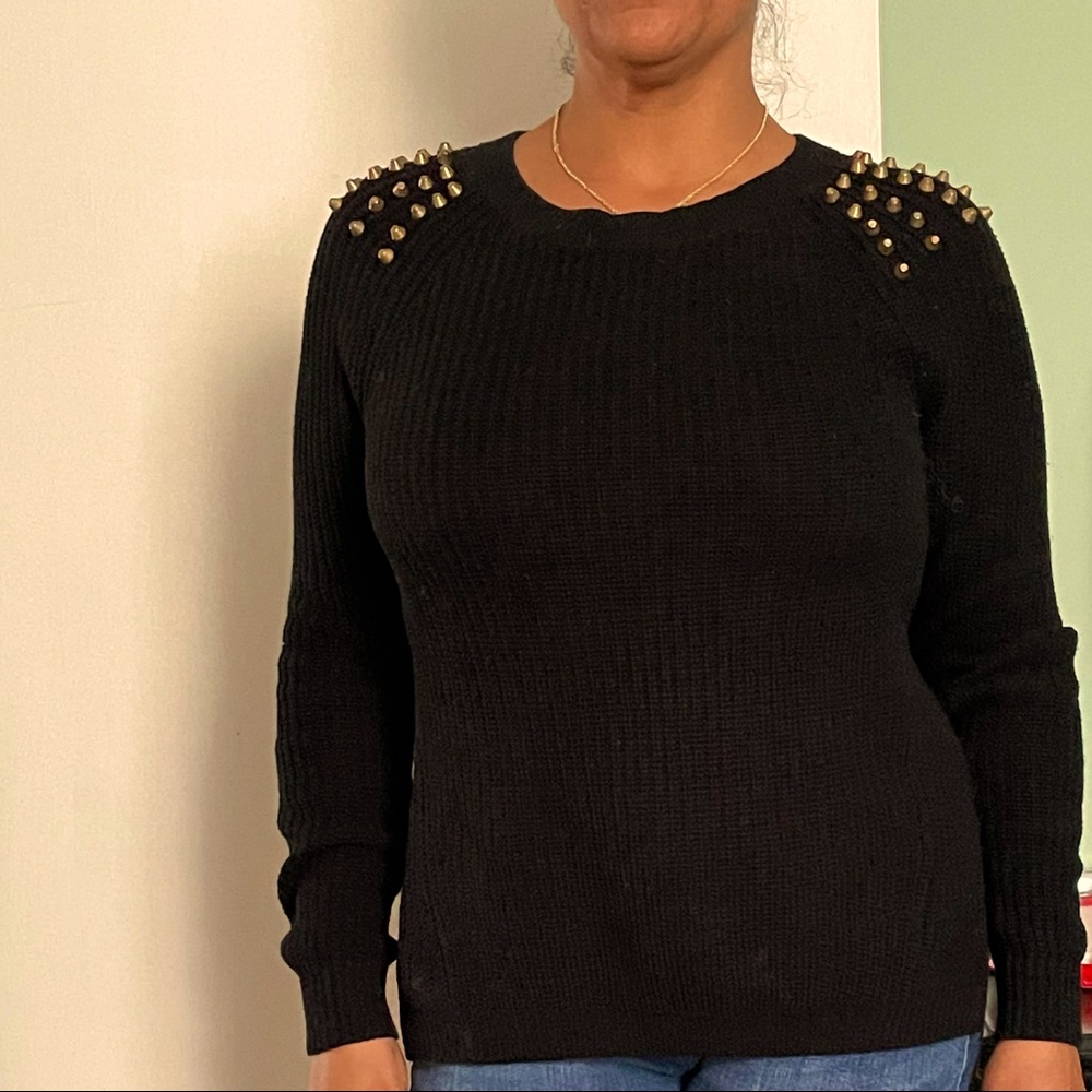 Spike shoulder sweater